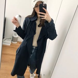 Babaton Larson trench